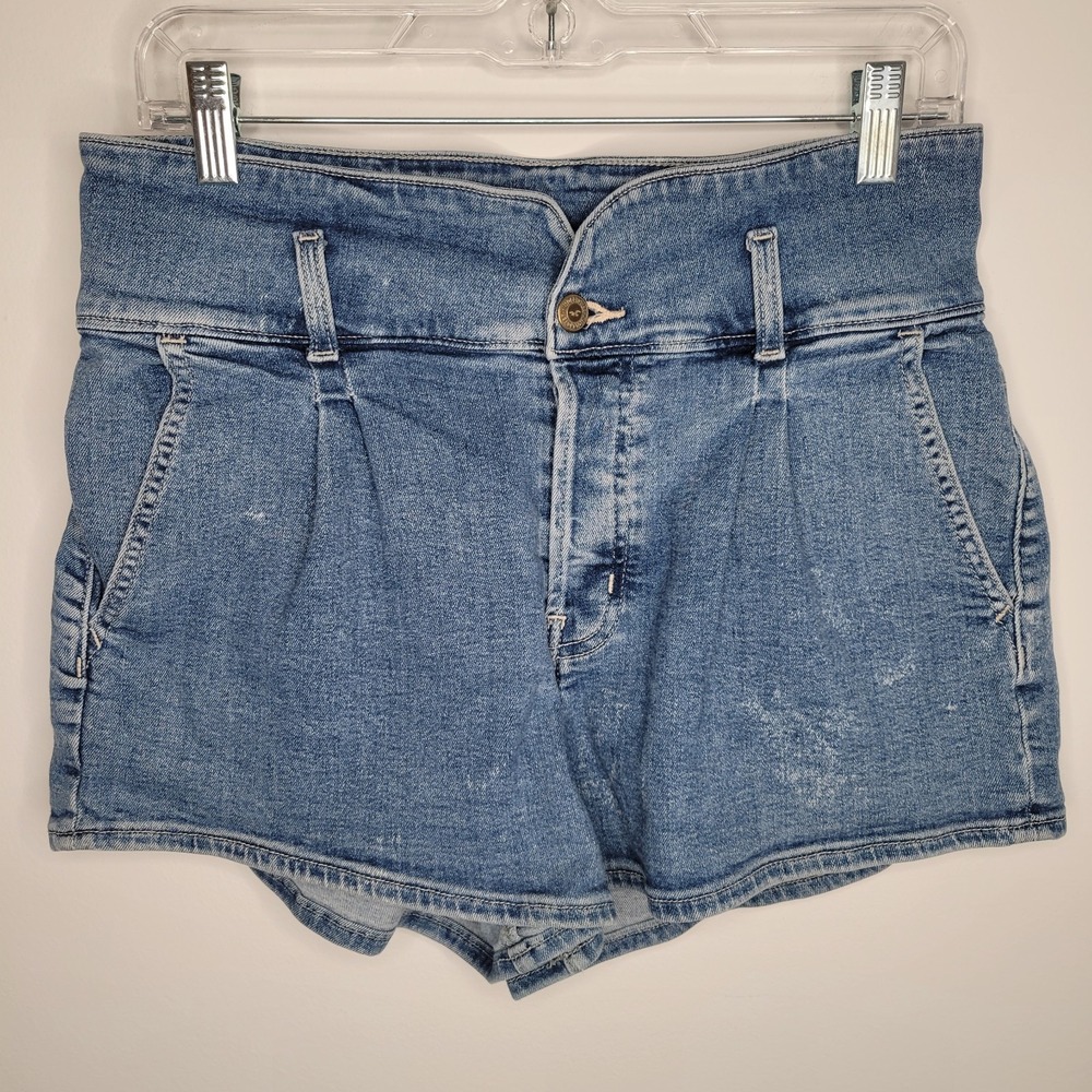 Hollister Ultra High Rise Mom Short 3" Size 13 Waist‎ 31" Button Fly Retro